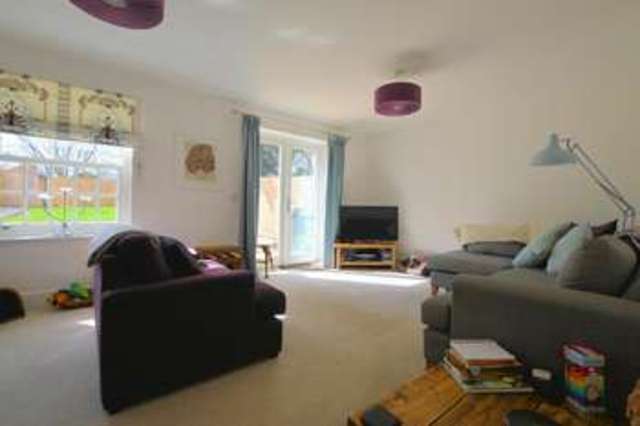  Image of 3 Bedroom Semi-Detached for sale at Aldermaston  Reading, RG7 4HZ