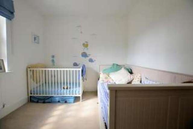  Image of 3 Bedroom Semi-Detached for sale at Aldermaston  Reading, RG7 4HZ