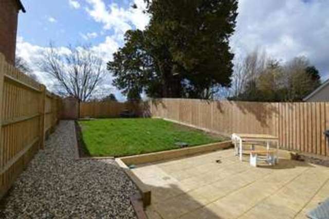  Image of 3 Bedroom Semi-Detached for sale at Aldermaston  Reading, RG7 4HZ
