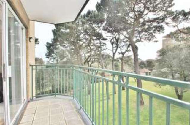  Image of 3 Bedroom Flat for sale at Manor Road  Bournemouth, BH1 3BY