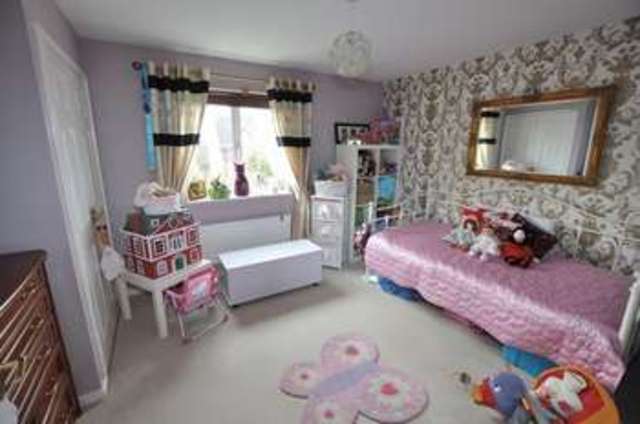  Image of 3 Bedroom Terraced for sale at Mellor Drive Alrewas Burton-On-Trent, DE13 7FF