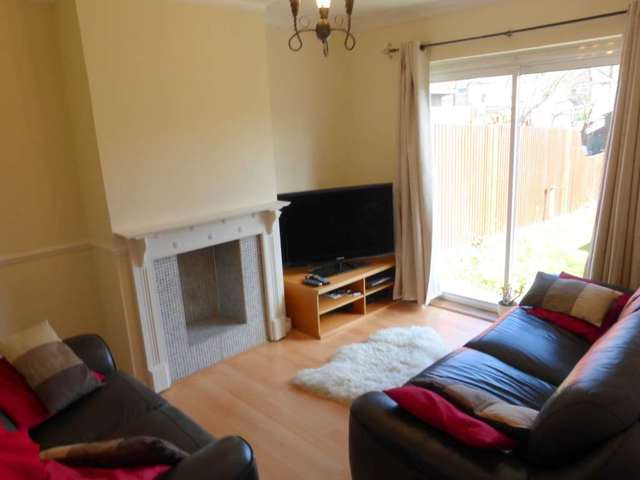  Image of 3 Bedroom Semi-Detached for sale at Munden Grove  Watford, WD24 7EF