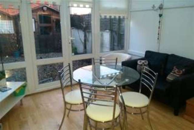  Image of 2 Bedroom Detached to rent at Newmarket, CB8 7AX