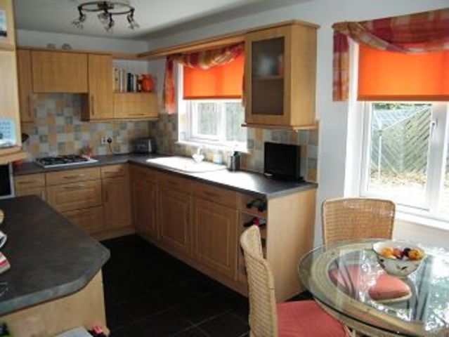  Image of 4 Bedroom Semi-Detached to rent at Clydebank West Dunbartonshire West Dunbartonshire, G81 3QW