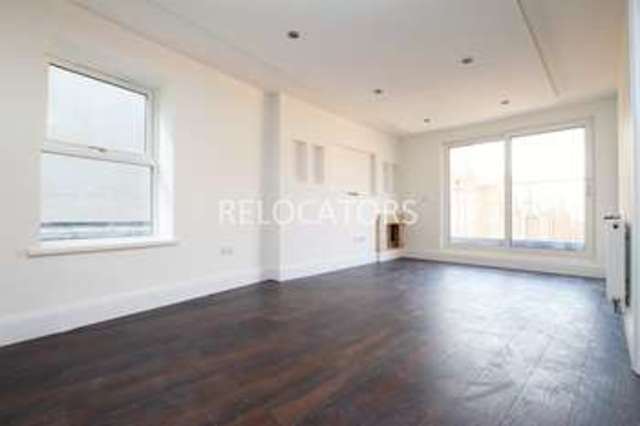  Image of 2 Bedroom Flat to rent at Old Nichol Street  London, E2 7HR