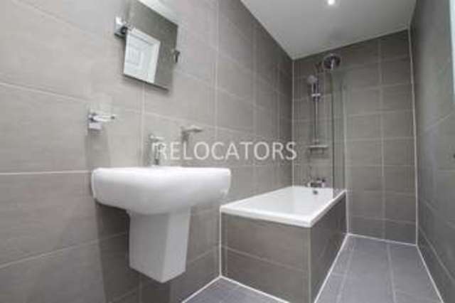  Image of 2 Bedroom Flat to rent at Old Nichol Street  London, E2 7HR