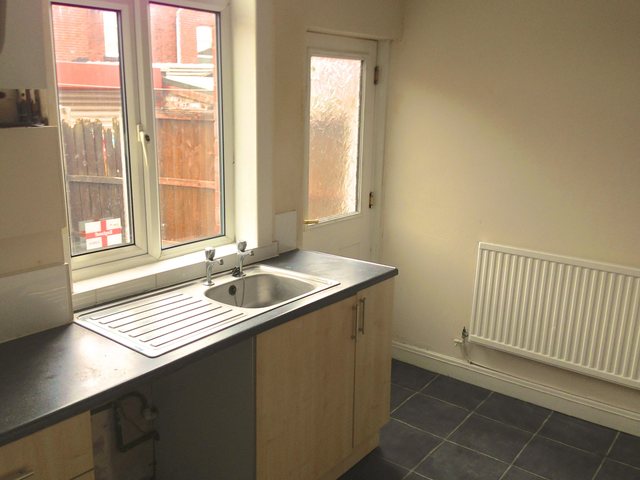  Image of 2 Bedroom Detached to rent at Bolton  Bolton, BL1 3BH