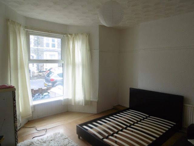  Image of 5 Bedroom House Share to rent at Piercefield Place  Cardiff, CF24 0LD