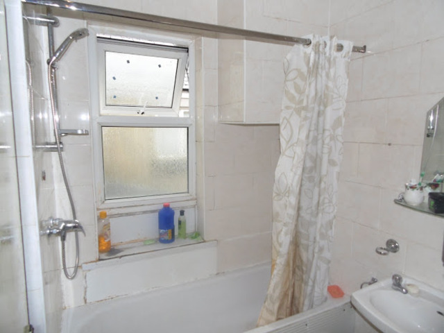  Image of 5 Bedroom House Share to rent at Piercefield Place  Cardiff, CF24 0LD
