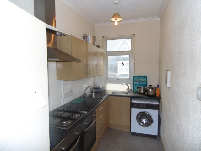  Image of 5 Bedroom House Share to rent at Piercefield Place  Cardiff, CF24 0LD