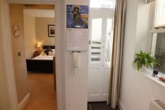  Image of 1 Bedroom Flat for sale at Pittville Cheltenham, GL52 2QU