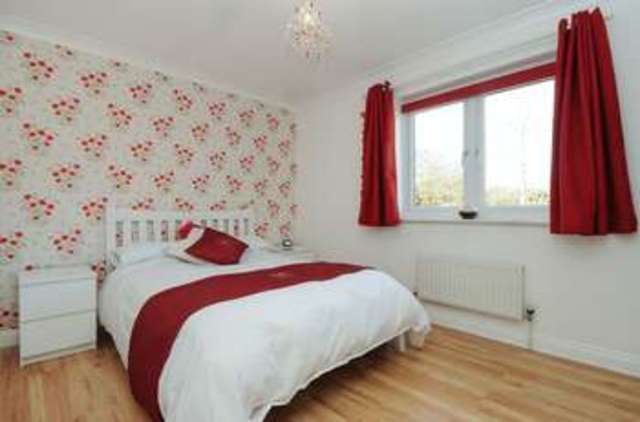  Image of 3 Bedroom Detached for sale at Reubens Crescent  Tadley, RG26 3AH
