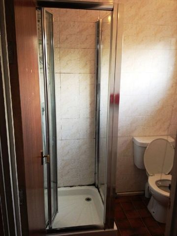  Image of 5 Bedroom House Share to rent at Edgbaston West Midlands Edgbaston, B15 2SJ