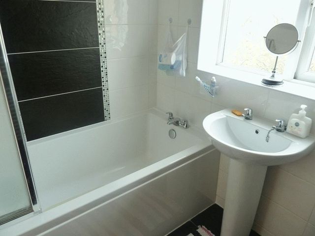  Image of 3 Bedroom Detached for sale at Rudgwick Drive  Brandlesholme, BL8 1YE