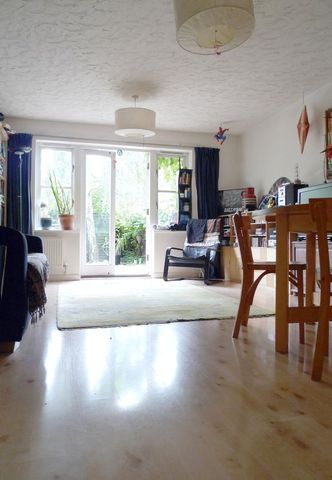  Image of 2 Bedroom Detached for sale at Shaw Road Array East Dulwich, SE22 8DP