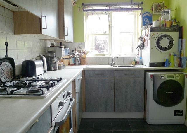  Image of 2 Bedroom Detached for sale at Shaw Road Array East Dulwich, SE22 8DP
