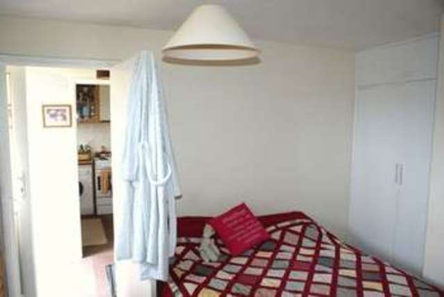  Image of 1 Bedroom Flat to rent at The Straight Mile Shurlock Row Reading, RG10 0QN