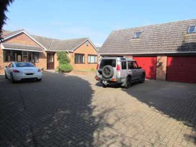  Image of 5 Bedroom Detached for sale at Worcester Worcestershire Worcester, WR5 2LS