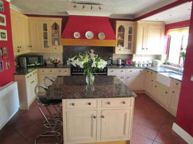  Image of 5 Bedroom Detached for sale at Worcester Worcestershire Worcester, WR5 2LS