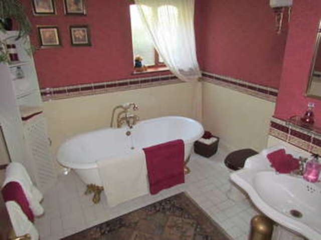  Image of 5 Bedroom Detached for sale at Worcester Worcestershire Worcester, WR5 2LS