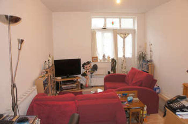  Image of 2 Bedroom Cottage for sale at North Hill Plymouth Devon, PL4 6ED
