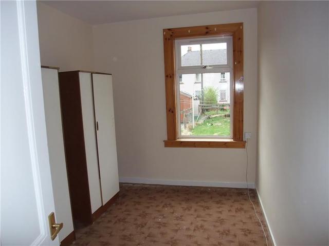  Image of 2 Bedroom Flat to rent at Dunfermline Fife Fife, KY12 9NE