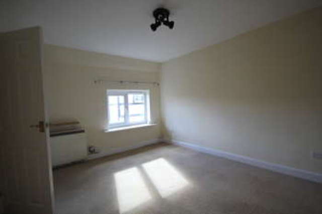  Image of 1 Bedroom Flat to rent at Meldreth Royston Hertfordshire, SG8 6JY