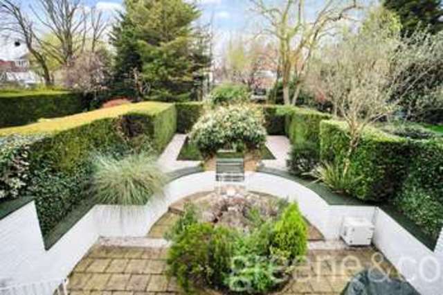  Image of 3 Bedroom Flat for sale at Mapesbury Cons Area London Fortune Green, NW2 4DX