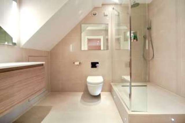  Image of 3 Bedroom Flat for sale at Mapesbury Cons Area London Fortune Green, NW2 4DX