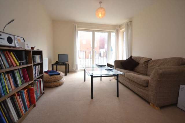  Image of 1 Bedroom Flat to rent at The Hub, Caversham Road  Reading, RG1 7AY