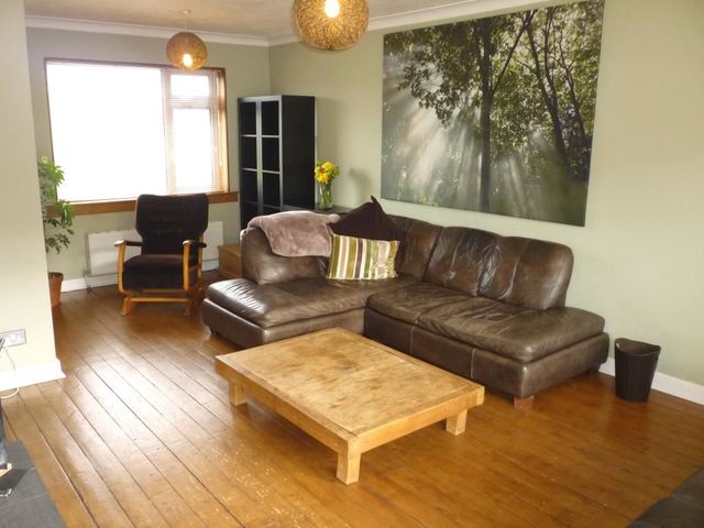  Image of 4 Bedroom Detached to rent at Dunfermline Fife Fife, KY12 7UD