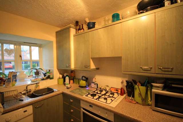  Image of 2 Bedroom Terraced to rent at Thistle Close Noak Bridge Basildon, SS15 5GX