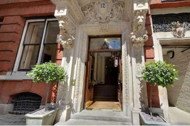  Image of Detached to rent at Bank EC2R London, EC2R 7AS