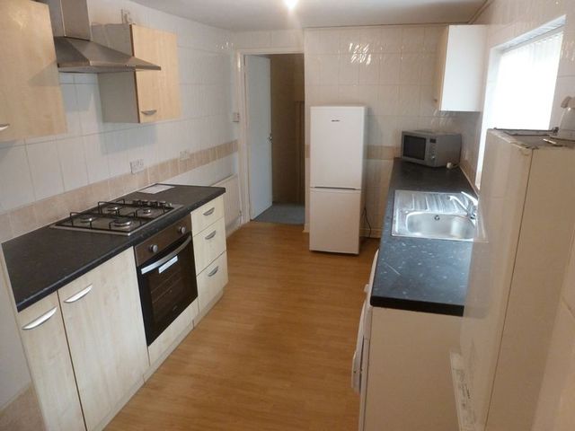  Image of 3 Bedroom Flat to rent at Trewhitt Road Array Byker, NE6 5LU