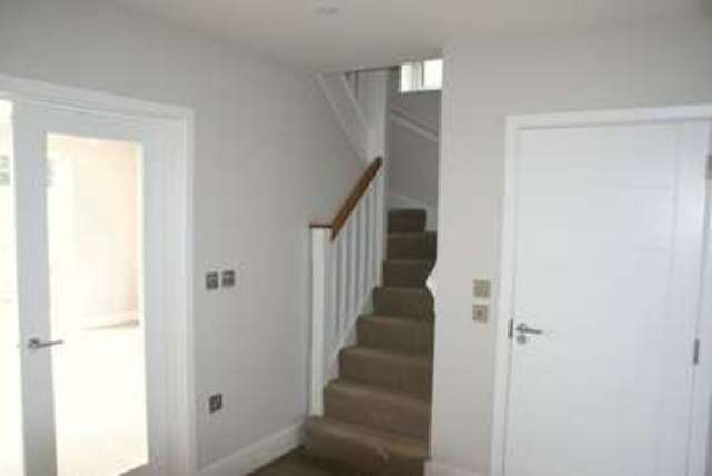  Image of 4 Bedroom Detached to rent at Stephenson Close Twyford Reading, RG10 9FG