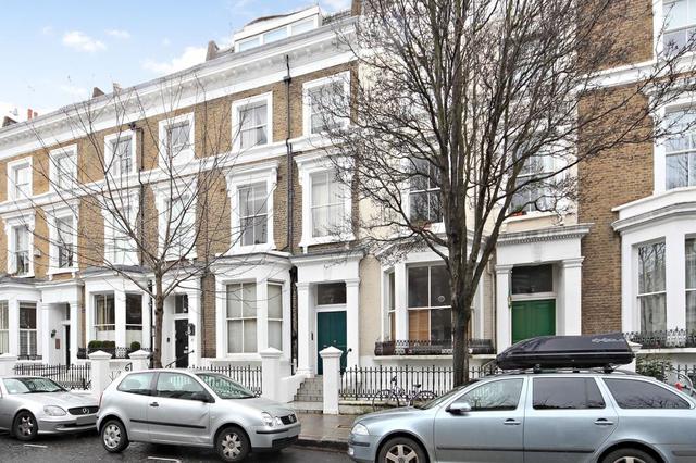  Image of 1 Bedroom Ground Flat to rent at Upper Addison Gardens  Holland Park, W14 8AP