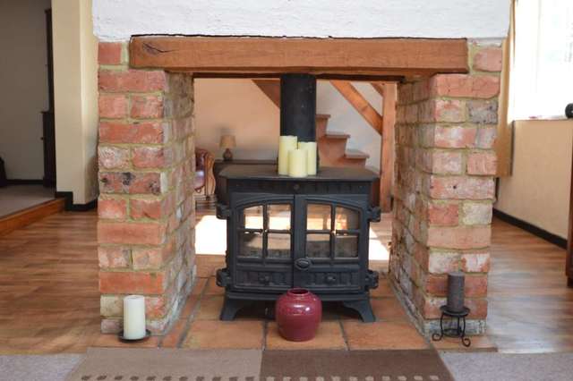  Image of 4 Bedroom Semi-Detached for sale at Vale View Tring Hill Tring, HP23 4LD