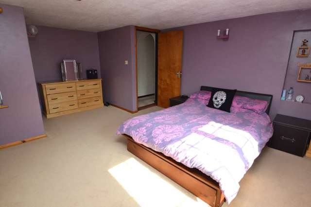  Image of 4 Bedroom Semi-Detached for sale at Vale View Tring Hill Tring, HP23 4LD