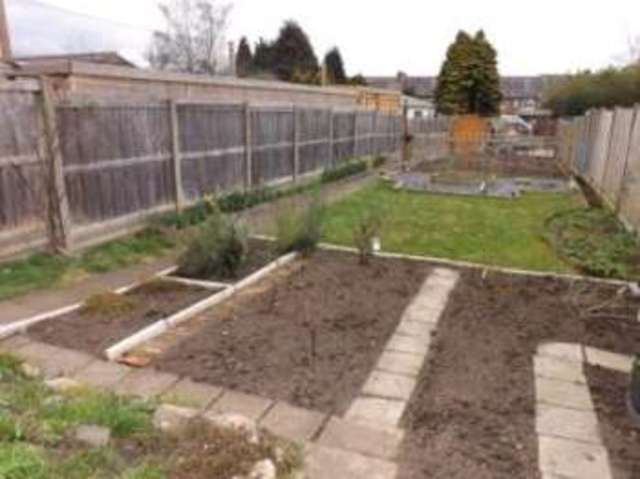  Image of 2 Bedroom End of Terrace for sale at Leicester Leicestershire Aylestone, LE2 8GB