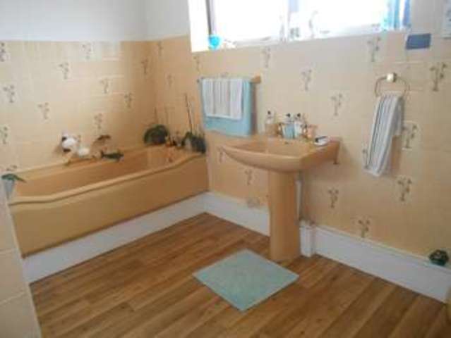  Image of 4 Bedroom Detached for sale at Llangennith  North Gower, SA3 1HU