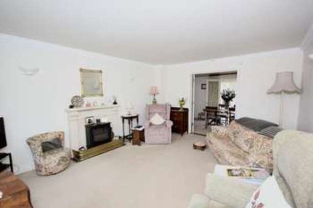  Image of 3 Bedroom Cottage for sale at West Allcourt  Lechlade, GL7 3FA