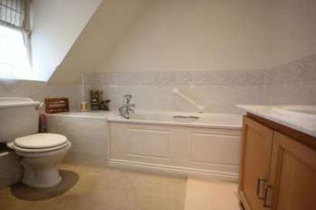  Image of 3 Bedroom Cottage for sale at West Allcourt  Lechlade, GL7 3FA