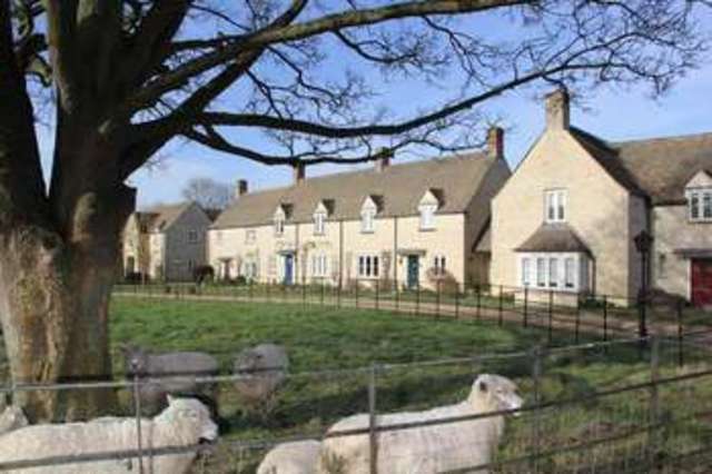  Image of 3 Bedroom Cottage for sale at West Allcourt  Lechlade, GL7 3FA