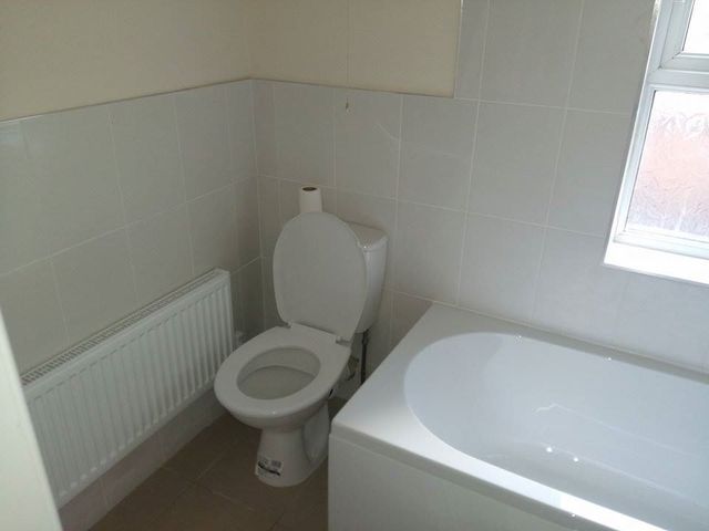  Image of 3 Bedroom Terraced to rent at West end  Doncaster, DN5 9RG