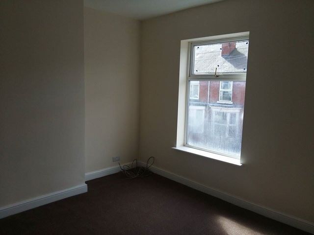  Image of 3 Bedroom Terraced to rent at West end  Doncaster, DN5 9RG