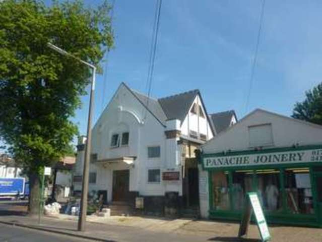  Image of 1 Bedroom Flat to rent at West Road  Westcliff-On-Sea, SS0 9DE