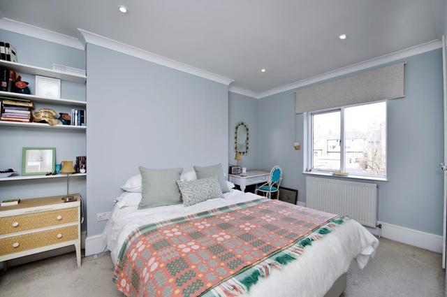  Image of 2 Bedroom Maisonette for sale at Westbourne Park Road  London, W11 1EQ