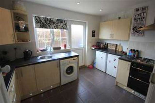  Image of 3 Bedroom Semi-Detached for sale at Ipswich, IP4 4AE