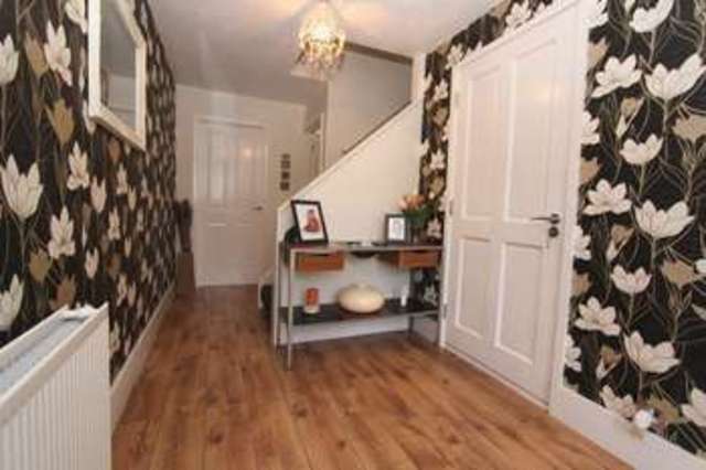  Image of 4 Bedroom Terraced for sale at High Street  WORDSLEY, DY8 5SE