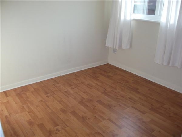  Image of 2 Bedroom Cluster House to rent at Simonsbath Furzton Milotn Keynes, MK4 1DR